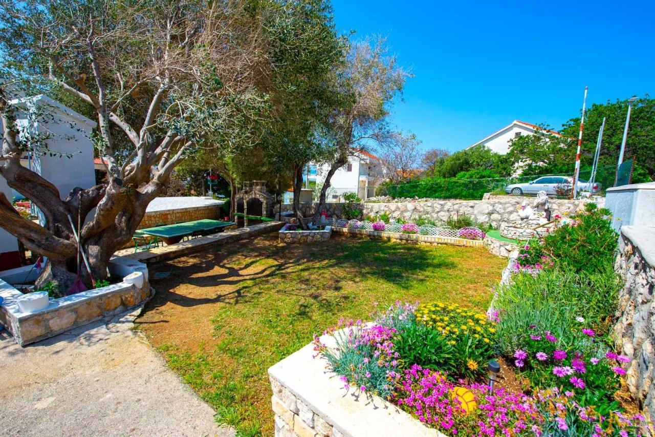 Garden Resort - Apartments Ruzmarin Potocnica Luaran gambar